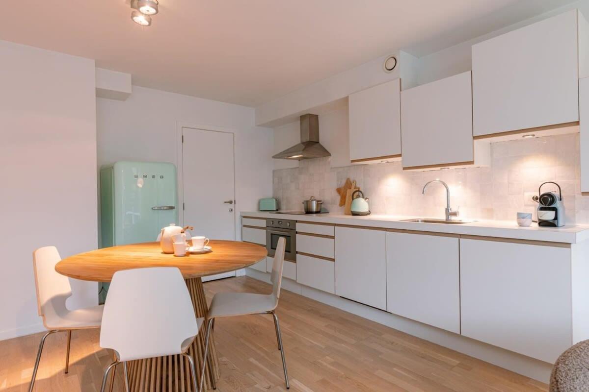 Bright Apartment Nearby The Beach In De Haan Exterior photo